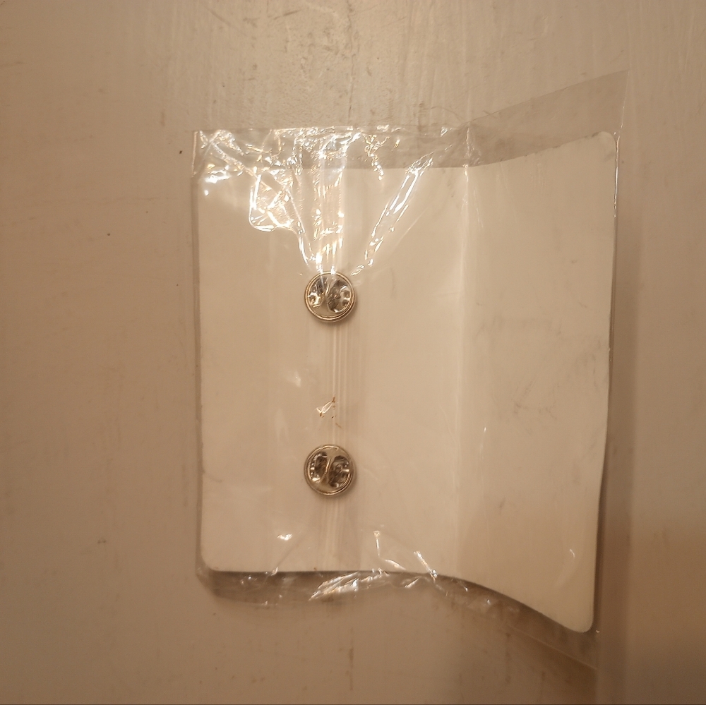Truth Media Promotional Pin New In Package - Picture 5 of 5